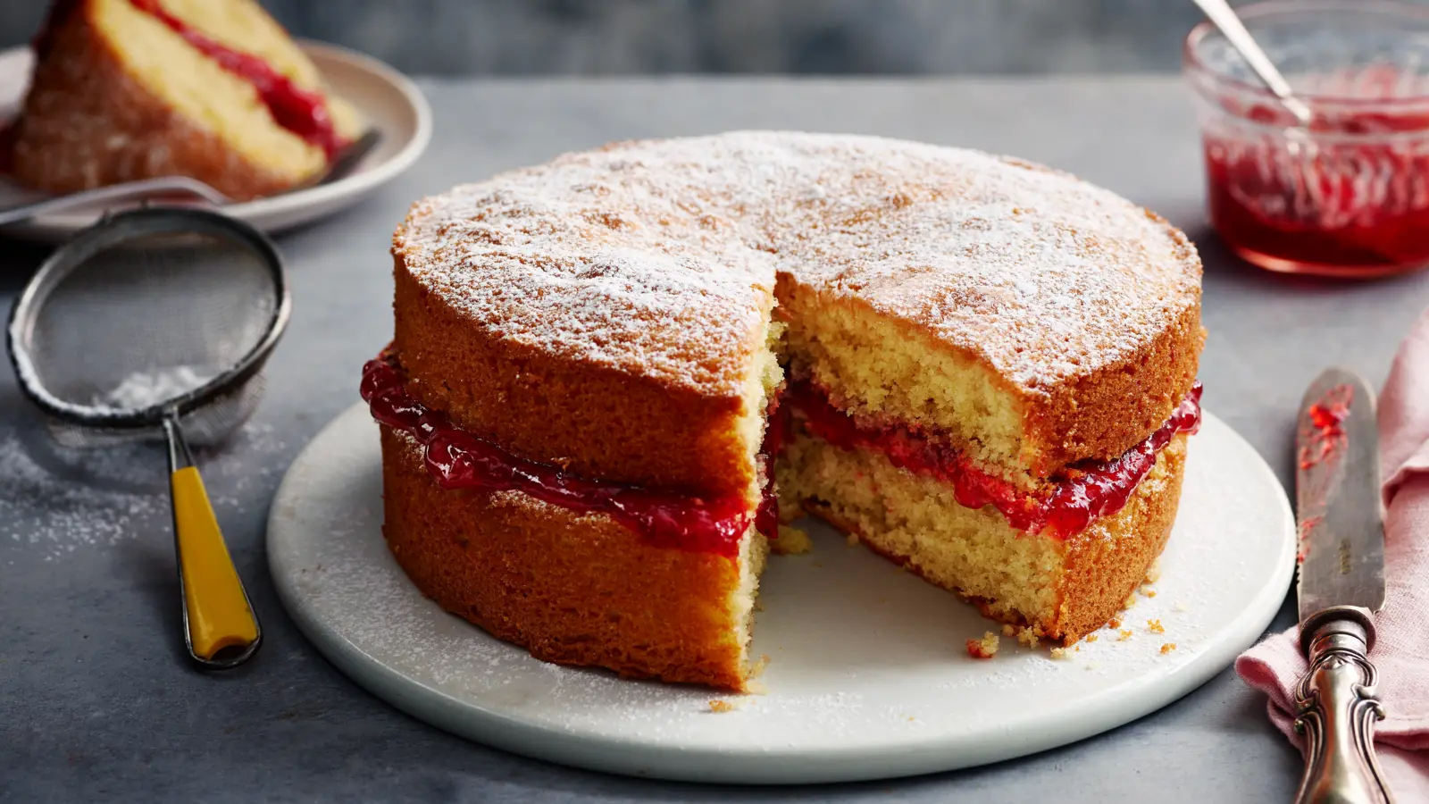 Classic Victoria Sponge